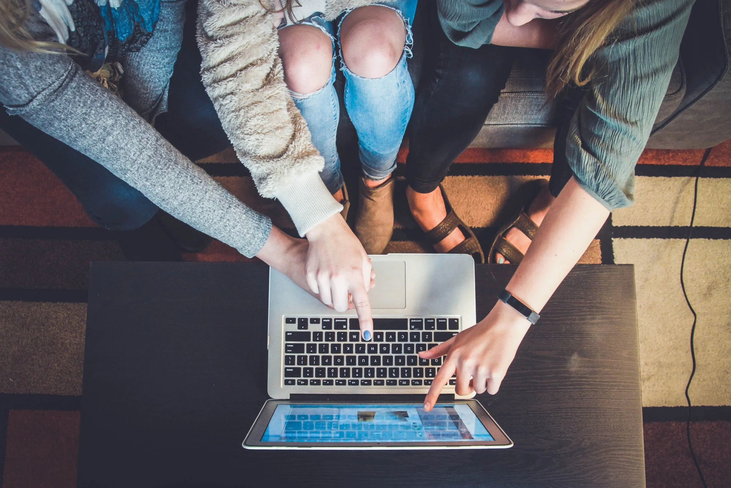 How to Effectively Design Your Own Website